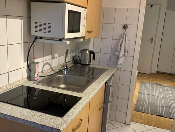 MonteurZimmer: Monteurwohnung mit Garten