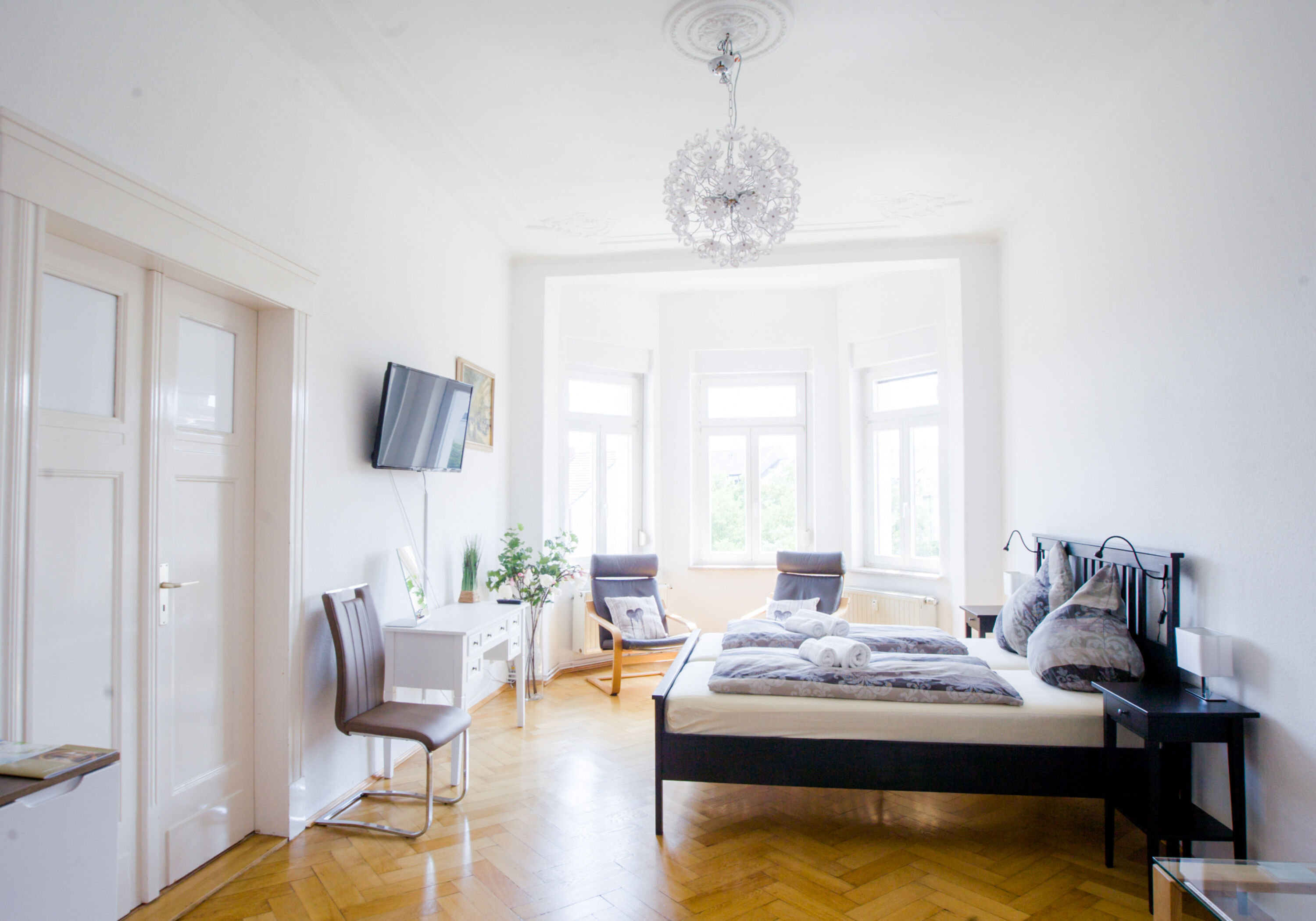 Monteur-Zimmer - https://images.monteurzimmer.de/1b806f9d36/xl/2bb72150-6376-4cb0-ae79-a83a3a5de019.jpg - City Apartment