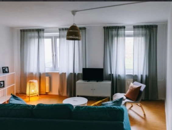 MonteurZimmer: https://images.monteurzimmer.de/b88e4dfbe1/xl/a2f8a644-4e73-45b0-bded-686edad209f2.jpg - GÜNSTIGE MONTEURWOHNUNGEN IN LEIPZIG