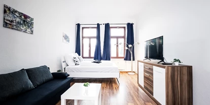 Monteur-Zimmer - Sachsen-Anhalt - Zentrale 3 Zimmer Wohnung mit Balkon + 24/7 Service