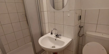 Monteur-Zimmer - Sachsen-Anhalt - Monteurswohnung Neukieritzsch in 04575 Neukieritzsch