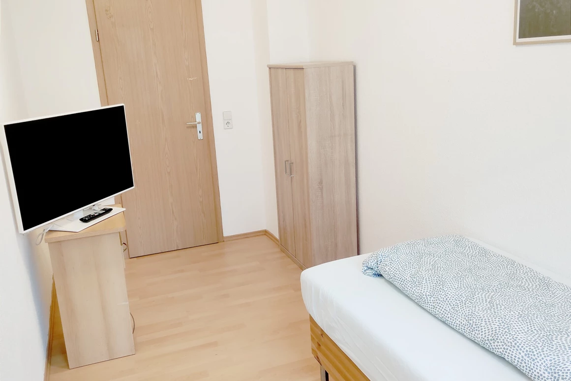 MonteurZimmer: Erdgeschoss Wohnung in Groitzsch in 04539 Groitzsch