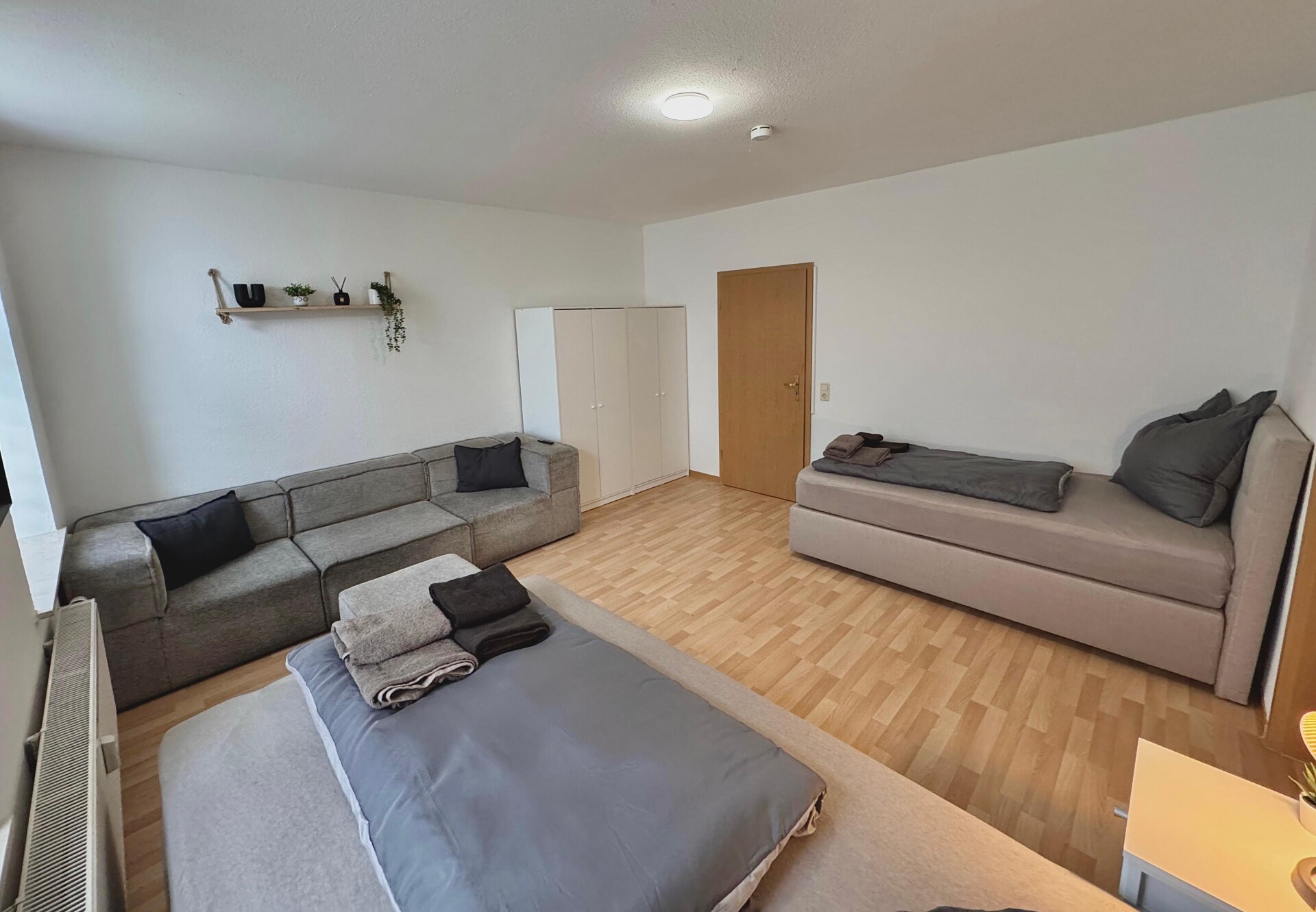 Monteur-Zimmer - Moderne Wohnung in Merseburg – ideal für Monteure und Reisende in 06217 Merseburg