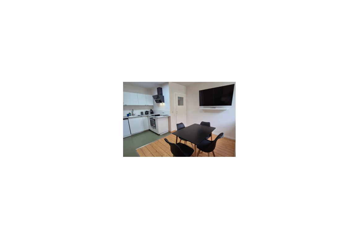 MonteurZimmer: https://mein-monteurzimmer.de/website/var/tmp/image-thumbnails/360000/365219/thumb__housing_item_preview/0094cbe7a983ad33f68fa5756f05b433.jpeg - Big Apartments Leipzig & Umgebung