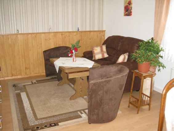 MonteurZimmer: https://www.deutschland-monteurzimmer.de/uploads/11241/ferienwohnung-fw-neuseenland-annett-kuehn-04442-zwenkau-foto-5.JPG - FW "Neuseenland" in 04442 Zwenkau