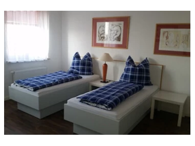 MonteurZimmer: https://mein-monteurzimmer.de/website/var/tmp/image-thumbnails/110000/114924/thumb__housing_item_preview/41518082629.jpeg - Pension SOMMERLUST