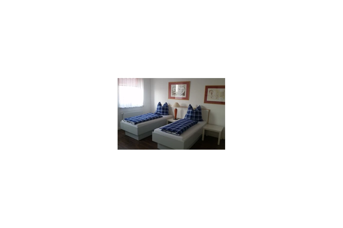 MonteurZimmer: https://mein-monteurzimmer.de/website/var/tmp/image-thumbnails/110000/114924/thumb__housing_item_preview/41518082629.jpeg - Pension SOMMERLUST