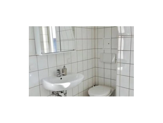 MonteurZimmer: https://mein-monteurzimmer.de/website/var/tmp/image-thumbnails/90000/94081/thumb__housing_item_preview/41483186457.jpeg - Living Apartments