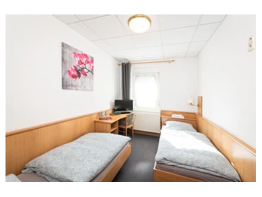MonteurZimmer: Pension am Sandberg