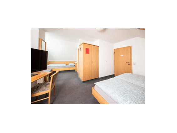MonteurZimmer: https://mein-monteurzimmer.de/website/var/tmp/image-thumbnails/280000/285809/thumb__housing_item_preview/41d8104f840840bc302528fa937647b7.jpeg - Pension am Sandberg