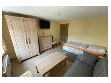 MonteurZimmer: https://mein-monteurzimmer.de/website/var/tmp/image-thumbnails/360000/369529/thumb__housing_item_preview/86fb99b34f66b762e49a686f723cd9d9.jpeg - Ferienwohnung Peter Dietrich
