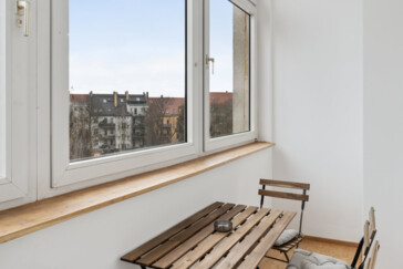 MonteurZimmer: 15 Schlafzimmer Apartmenthaus 3 Wohnungen & Loggia