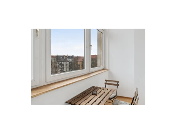 MonteurZimmer: 15 Schlafzimmer Apartmenthaus 3 Wohnungen & Loggia