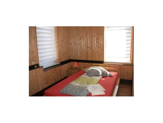 MonteurZimmer: https://mein-monteurzimmer.de/website/var/tmp/image-thumbnails/220000/221309/thumb__housing_item_preview/95cb18fb307329612fb0cdd9b7de95bc.JPG.jpeg - Ferienwohnung / Monteurzimmer / möbliertes Appartement am See