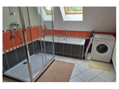 MonteurZimmer: https://mein-monteurzimmer.de/website/var/tmp/image-thumbnails/370000/370747/thumb__housing_item_preview/93f4bcabbac85708143644edc186ca3e.jpeg - modern und liebevoll eingerichtete Monteurunterkunft in einem 3 stöckigen Reihenhaus