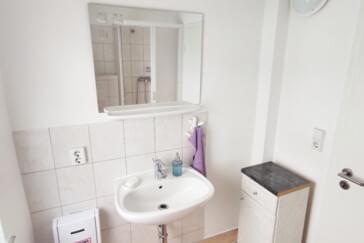 Monteur-Zimmer - Groitzsch - Saubere Wohnung für Monteure, Arbeiter und Berufspendler mit 2 Zimmern