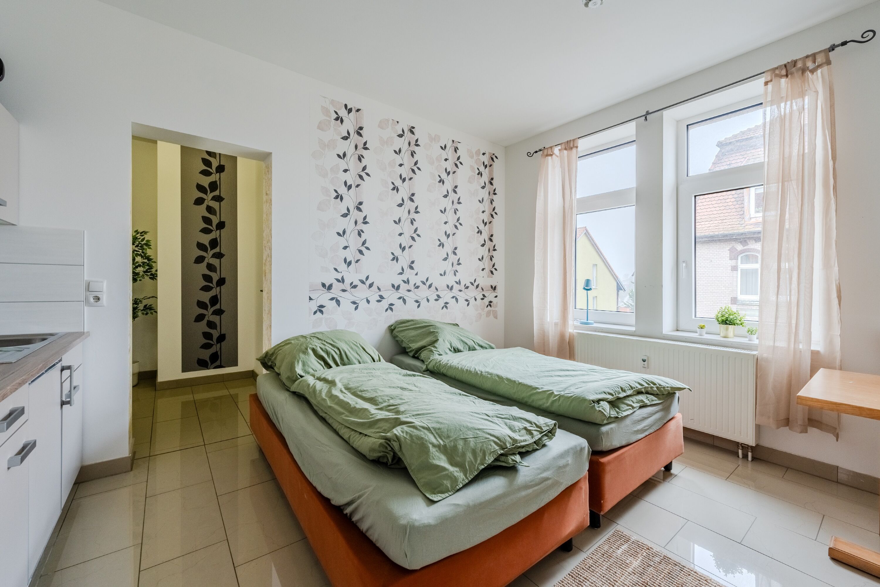 Monteur-Zimmer - Sachsen-Anhalt - Günstige Unterkunft in Leipzig mit Bad und Küche