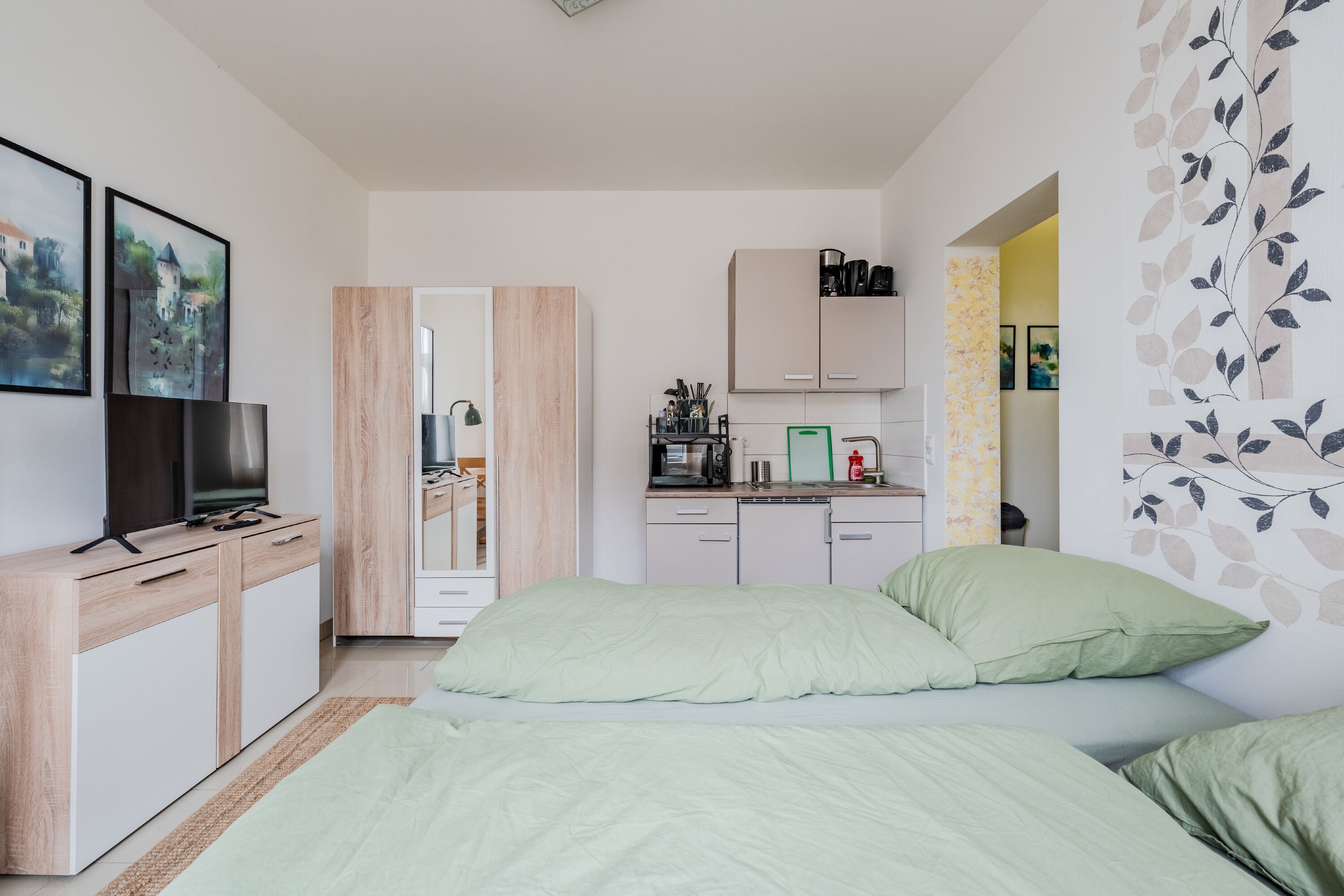 Monteur-Zimmer - Sachsen-Anhalt - Günstige Unterkunft in Leipzig mit Bad und Küche