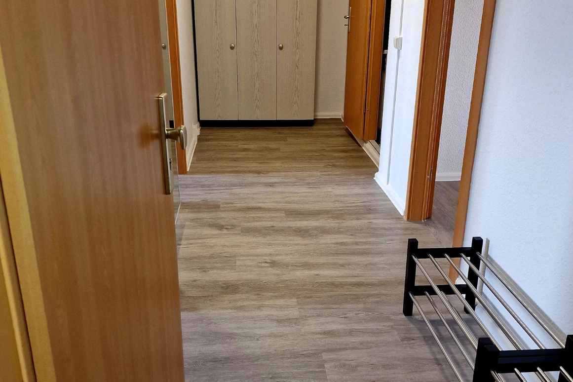 MonteurZimmer: https://images.monteurzimmer.de/031afe0331/xl/fc2aab12-90fe-4305-b398-7a350088f3ae.jpg - Gästezimmer in Leipzig