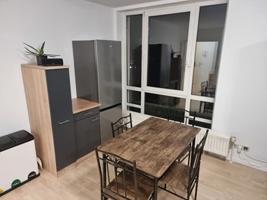 MonteurZimmer: https://images.monteurzimmer.de/a5354044b1/xl/740c98c0-15c1-4191-bd7f-16e1e9220d88.jpg - Komplette Wohnung in Leipzig Ost
