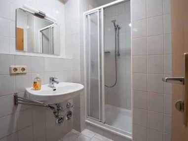 MonteurZimmer: Moderne Wohnung in Leipzig West
