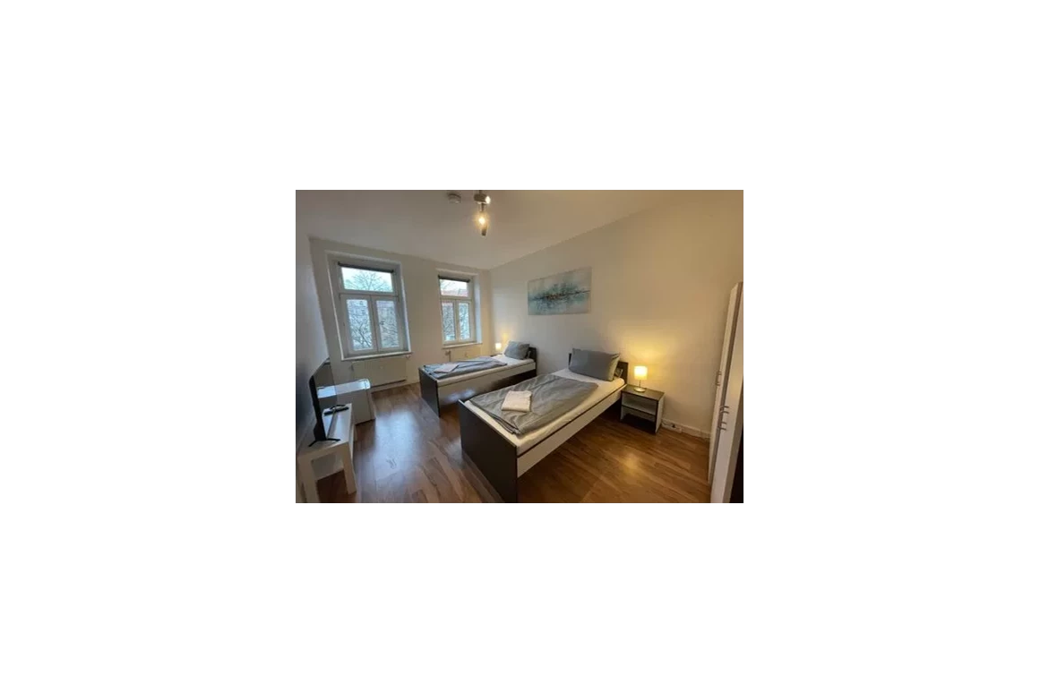 MonteurZimmer: fitter roomKING in LEIPZIG