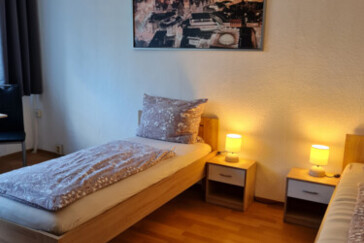 Monteur-Zimmer - Steffen Greiser