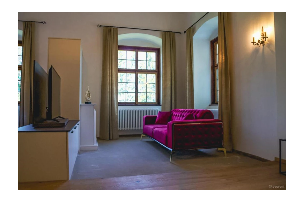 MonteurZimmer: Innviertler Versailles