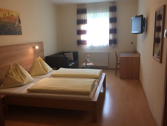 MonteurZimmer: Gasthof Ferienhotel Kirchenwirt