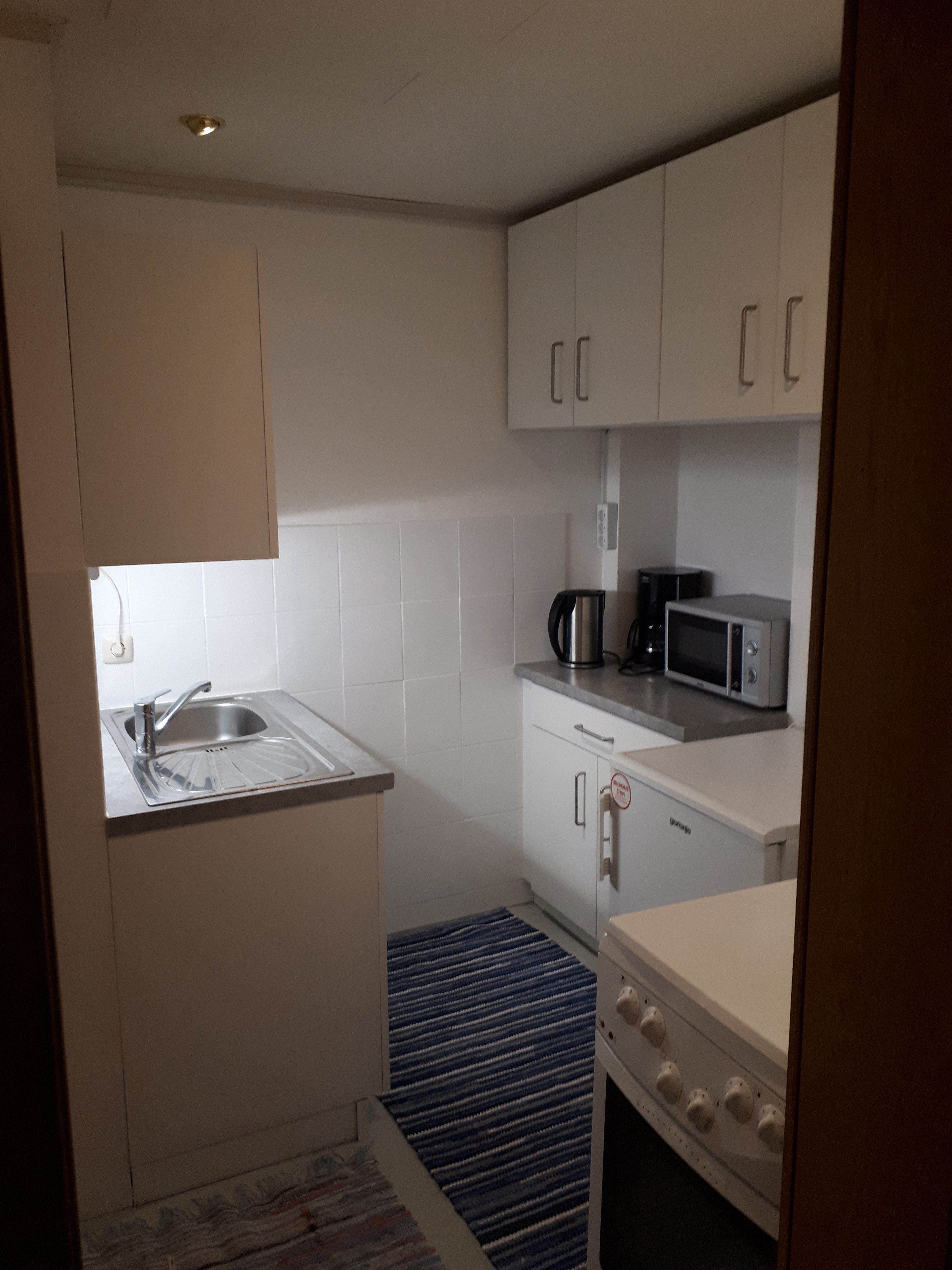 MonteurZimmer: Doppelzimmer mit kleiner Küche  - Haus Neumayer Ferienwohnungen