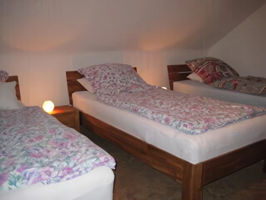MonteurZimmer: https://www.deutschland-monteurzimmer.de/uploads/1542/Monteurwohnung-Monteurzimmer-FeWo-Familie-Bohlaender-Franziska-Bohlaender-63579-Freigericht-foto-558988ccbcbe4.JPG - Monteurzimmer Familie Bohländer (zur Zeit keine Vermietung) in 63579 Freigericht