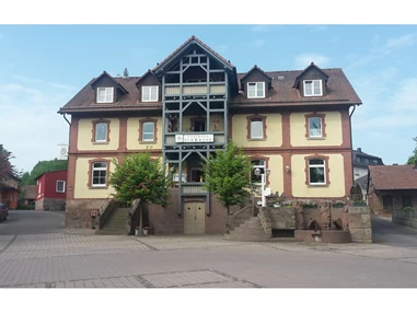 MonteurZimmer: https://monteur-zimmer.info/img/53386/monteurzimmer-ferienwohnung-wohnglück-im-gasthaus-zur-krone-53411.jpg?h=773&w=1160 - Ferienwohnung "Wohnglück" im Gasthaus "Zur Krone"