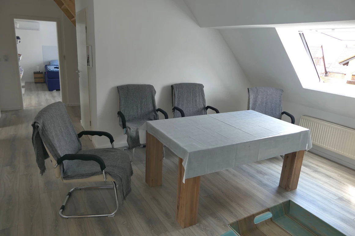 MonteurZimmer: https://www.deutschland-monteurzimmer.de/uploads/13806/1687964127649c49df19e7c.JPG - Skokhome 2 in 61137 Schöneck