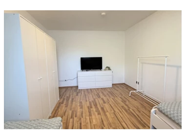 MonteurZimmer: https://mein-monteurzimmer.de/website/var/tmp/image-thumbnails/360000/369163/thumb__housing_item_preview/2180734ce069b5f8571b5ee4ae802d2a.jpeg - Hochwertige Monteurswohnungen mit 4 bis 30 Betten in zentraler Lage um Frankfurt