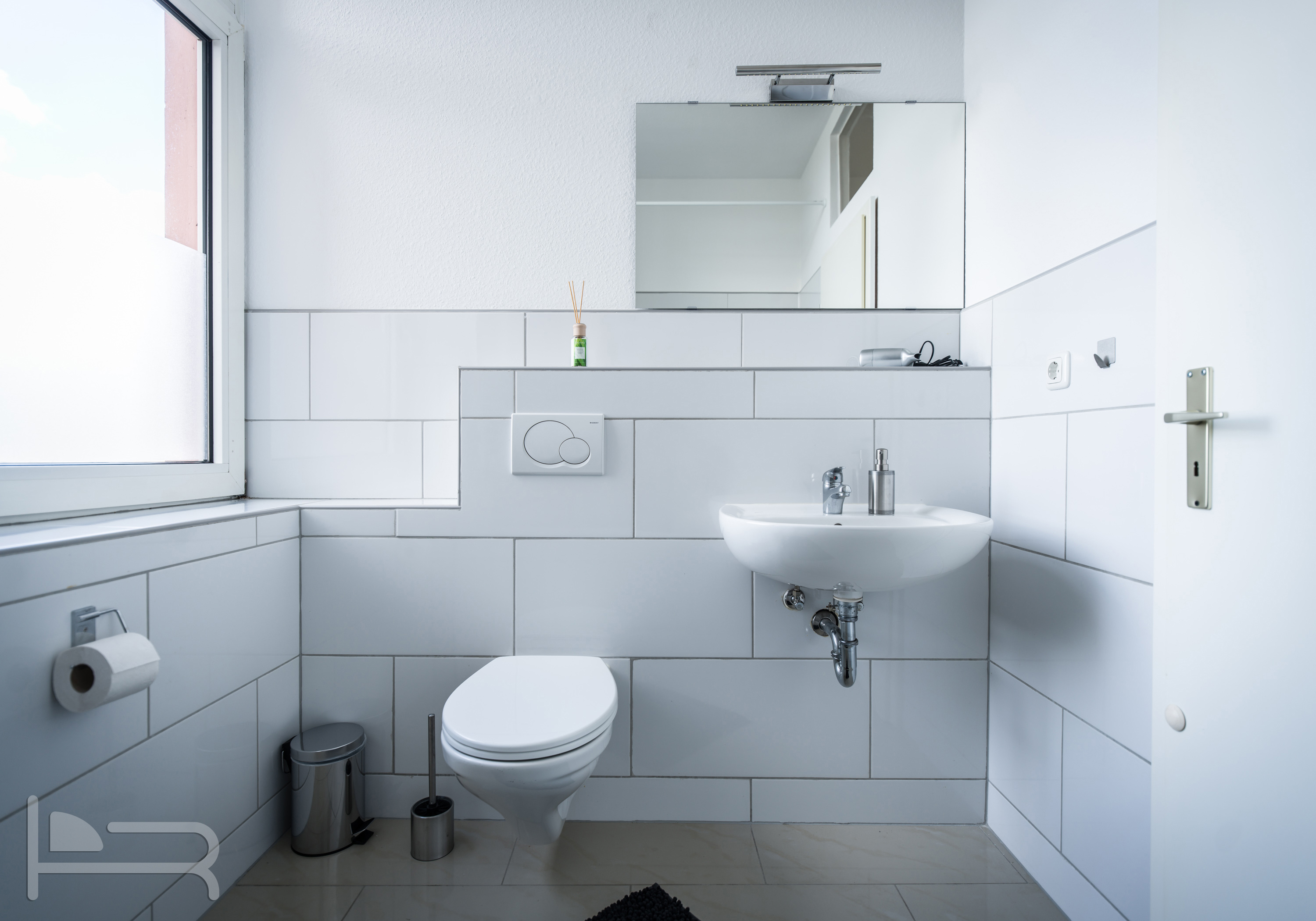 MonteurZimmer: Privates Badezimmer - Wohnungen in Frankfurt, Hanau und Umgebung