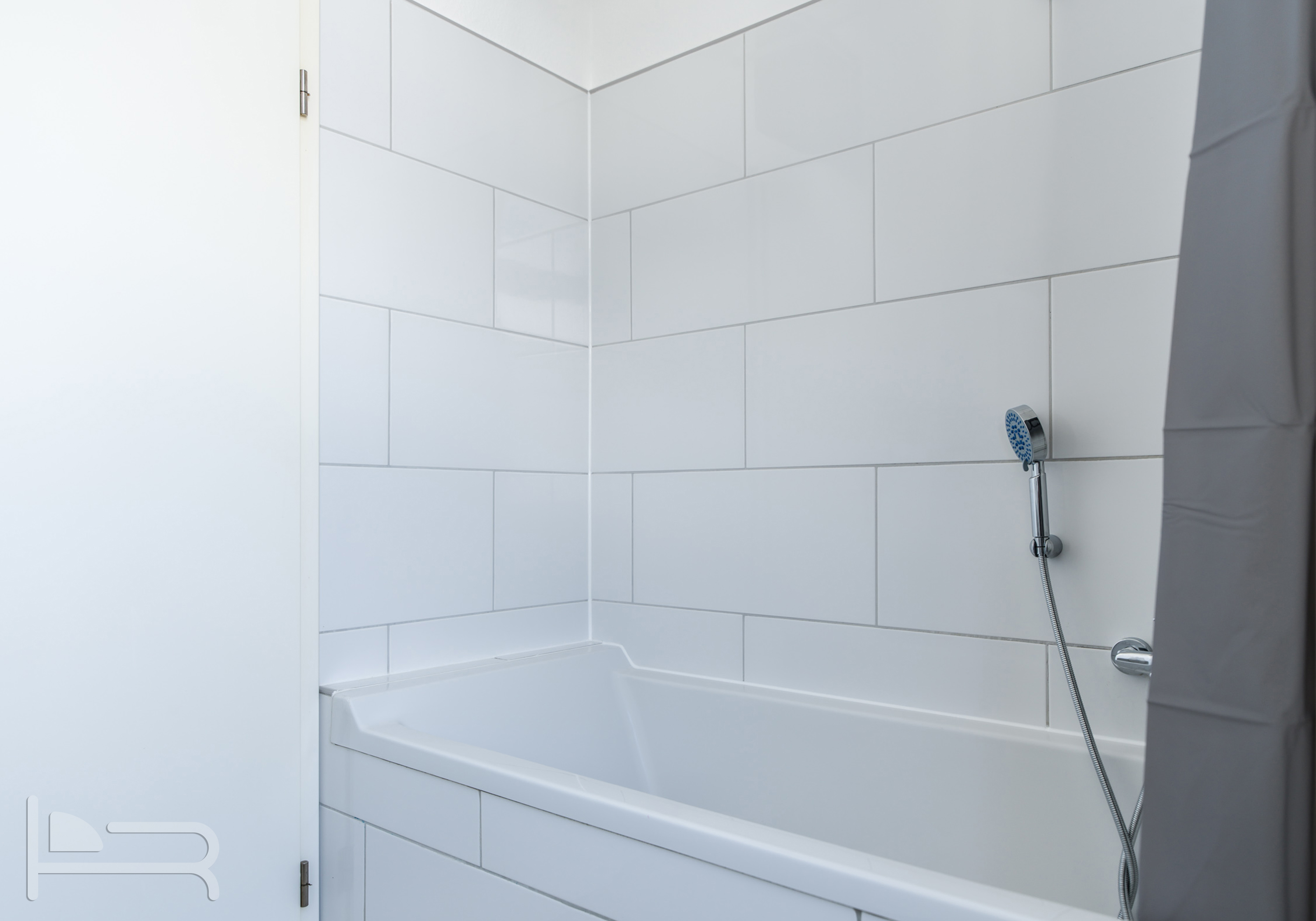 MonteurZimmer: Privates Badezimmer - Wohnungen in Frankfurt, Hanau und Umgebung