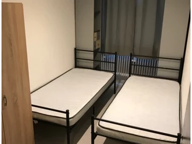 MonteurZimmer: Zimmer mit zwei Betten in der Stadtmitte