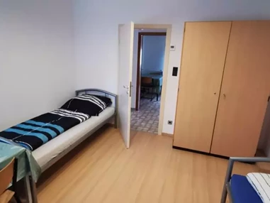 MonteurZimmer: Monteurunterkunft mit idealer Lage zu Frankfurt/Flughafen