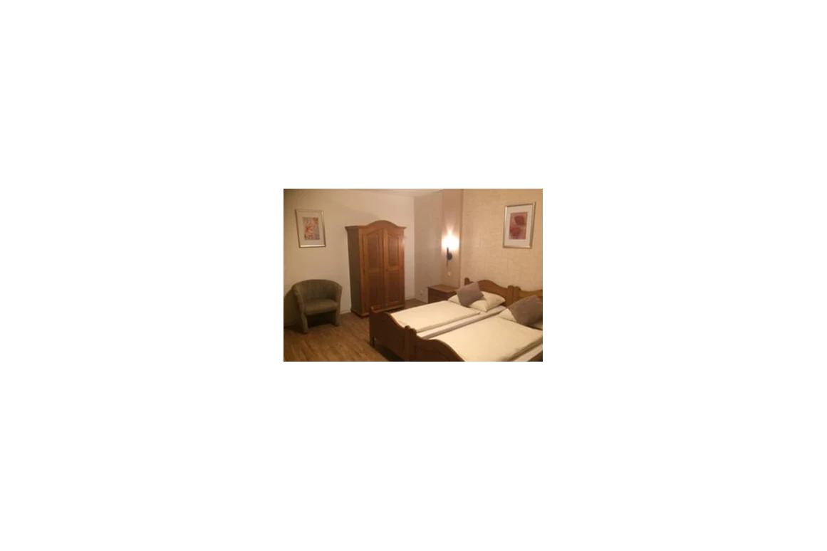 MonteurZimmer: https://mein-monteurzimmer.de/website/var/tmp/image-thumbnails/200000/202287/thumb__housing_item_preview/49057f2c8d82b01e5b48eb381c26d787.JPG.jpeg - Pension Sam