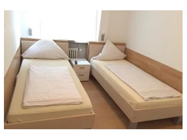 MonteurZimmer: https://mein-monteurzimmer.de/website/var/tmp/image-thumbnails/250000/250397/thumb__housing_item_preview/1f0ddf0ef7e8157642965dbe290381ee.jpeg - MYRooms / Central