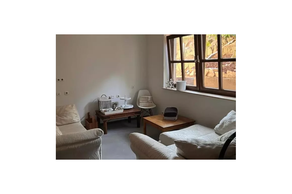 MonteurZimmer: Ruhige Zweizimmer-Wohnung am Waldrand Rödermark