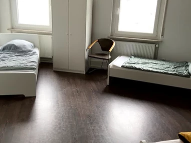 MonteurZimmer: https://images.monteurzimmer.de/de7ca874a9/xl/ccb9ace2-bc3c-4947-98f3-35977ad5d4c2.jpg - Hanauer Vorstadt