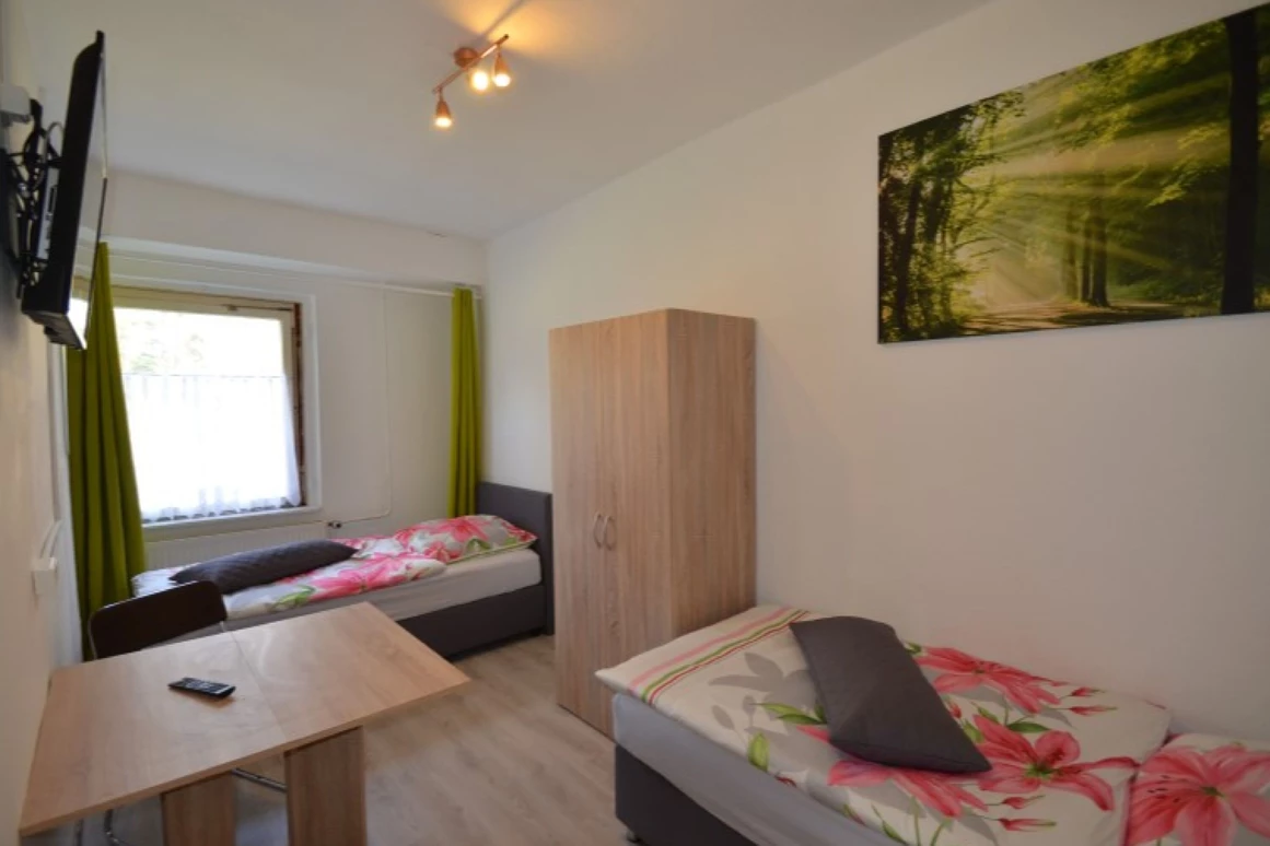 MonteurZimmer: https://images.monteurzimmer.de/bf9fd8440c/xl/7035491d-ac1f-40a3-8fcc-a0fd2e1cb457.jpg - Hanau, Offenbach am Main, Frankfurt, Aschaffenburg…