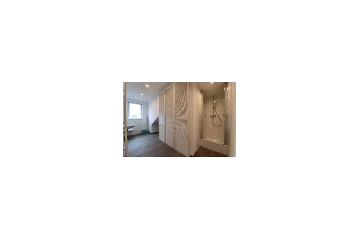 MonteurZimmer: https://mein-monteurzimmer.de/website/var/tmp/image-thumbnails/170000/177125/thumb__housing_item_preview/7012b96a37b1872d6f8726be0124ce5a.jpeg - Frankfurter Bett - Top ausgestattete Wohnung mit Internet