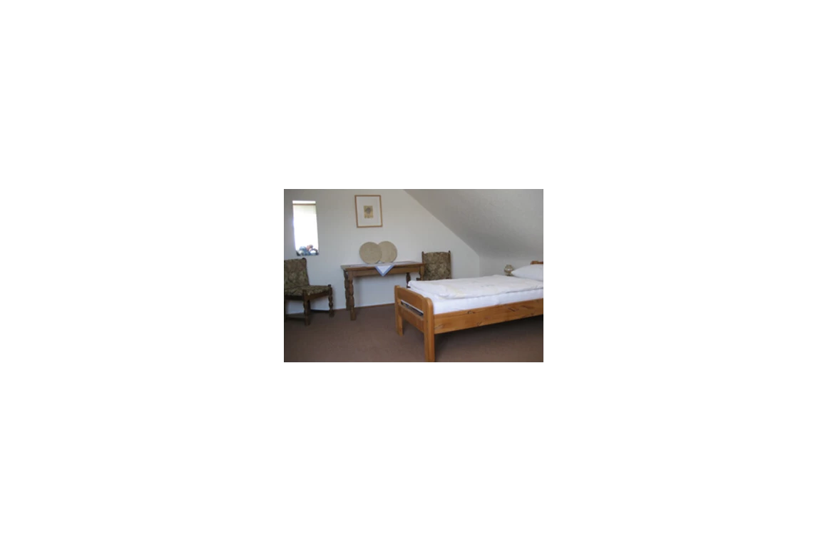 MonteurZimmer: https://mein-monteurzimmer.de/website/var/tmp/image-thumbnails/20000/28647/thumb__housing_item_preview/1403866036.jpeg - Pension Haus vor'm Wald