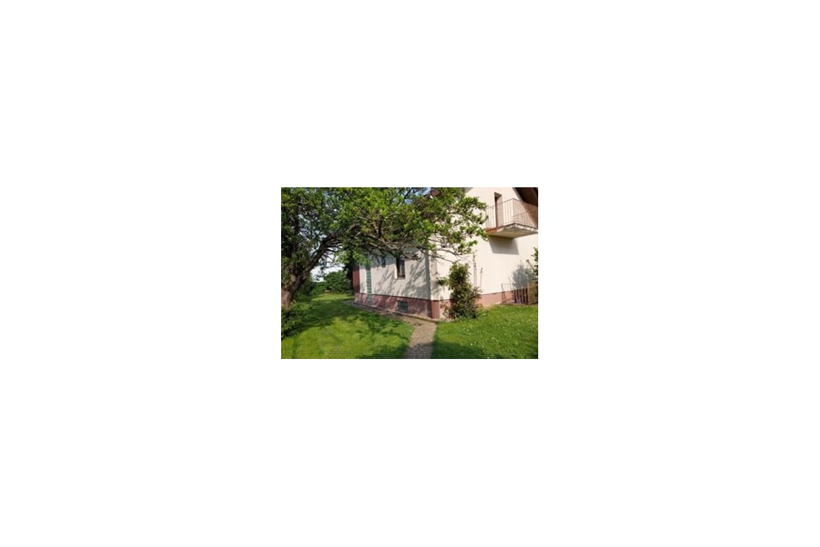 MonteurZimmer: https://mein-monteurzimmer.de/website/var/tmp/image-thumbnails/320000/323162/thumb__housing_item_preview/c476dc07b32dafc1f3c337c115b99ff0.jpeg - Ferienhaus Nadja - W-Lan gratis 8 Pers.