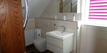 Monteur-Zimmer - Preis pro Nacht - https://www.deutschland-monteurzimmer.de/uploads/7277/Monteurzimmer-Ferien-Millitzer-Haus-Lisbeth-Michael-Millitzer-Ellen-Little-63500-Seligenstadt-foto-590c284c666b5.JPG - Ferien-/Monteurzimmer Millitzer - Haus Lisbeth in 63500 Seligenstadt
