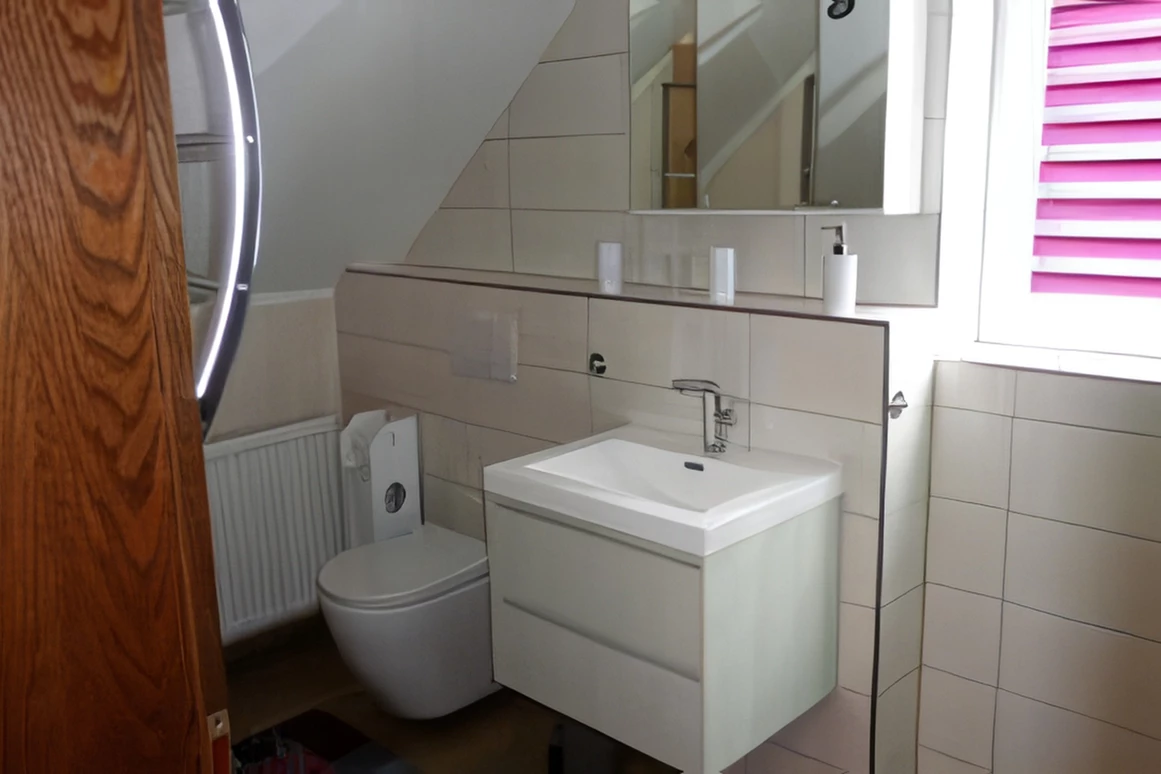 MonteurZimmer: https://www.deutschland-monteurzimmer.de/uploads/7277/Monteurzimmer-Ferien-Millitzer-Haus-Lisbeth-Michael-Millitzer-Ellen-Little-63500-Seligenstadt-foto-590c284c666b5.JPG - Ferien-/Monteurzimmer Millitzer - Haus Lisbeth in 63500 Seligenstadt