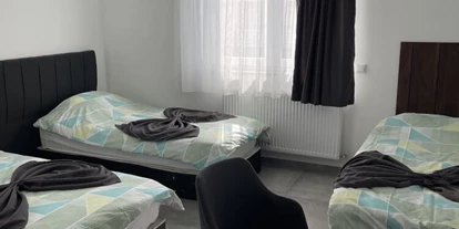 Monteur-Zimmer - Hainburg - https://www.deutschland-monteurzimmer.de/uploads/7718/monteurzimmer-monteurunterkunft-villa-romana-hamit-aslan-63512-hainburg-16509685896267c80d1c0d0.jpeg - Monteurzimmer Villa Romana  in 63512 Hainburg