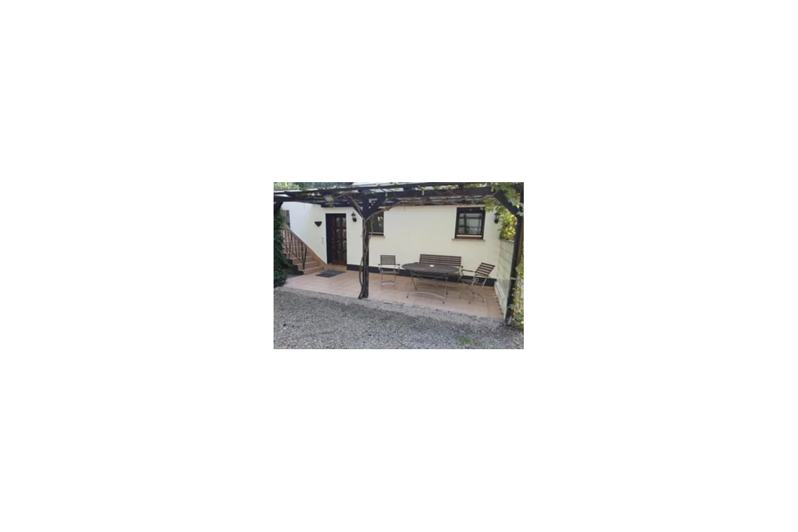 MonteurZimmer: https://mein-monteurzimmer.de/website/var/tmp/image-thumbnails/150000/157299/thumb__housing_item_preview/a2f8f20ca5c110bc9f27fcf61c24a4a7.jpeg - Monteurs Herberge am Waldrand